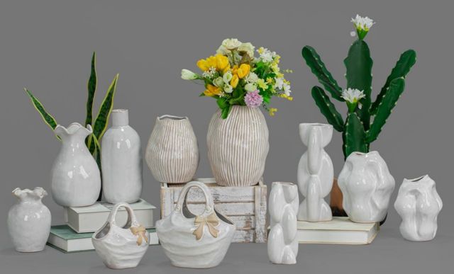 White Porcelain Home Décor — catalogue product group 10