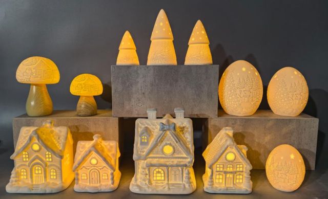 Translucent Christmas Ceramics — catalogue product group 12