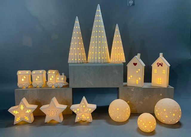 Translucent Christmas Ceramics — catalogue product group 22