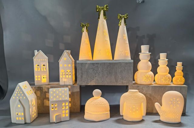 Translucent Christmas Ceramics — catalogue product group 35
