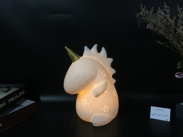 The unicorn decor with LED light - Image 3