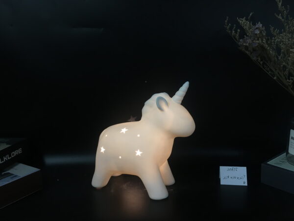 The unicorn decor with LED light - Image 2